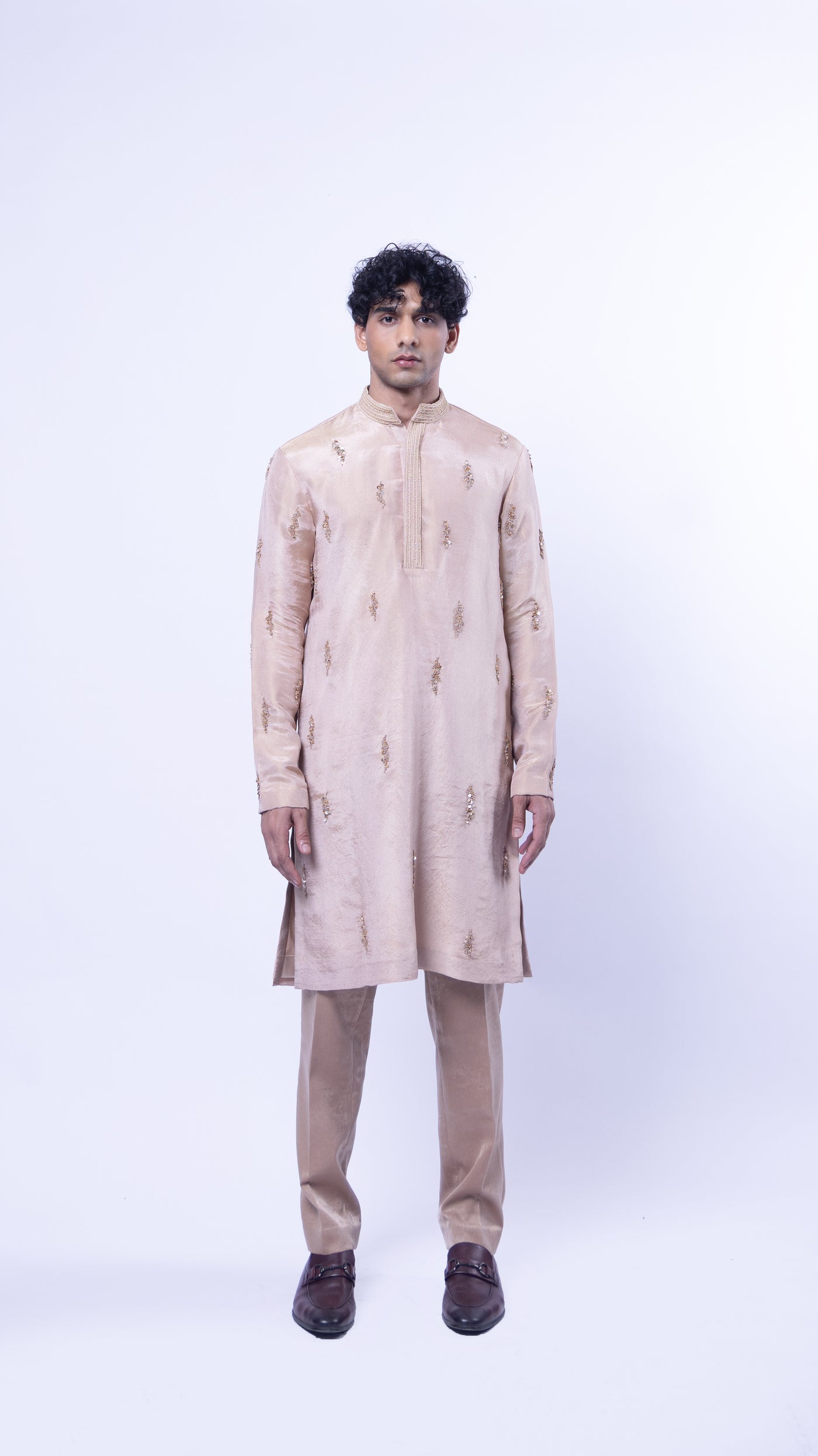 MISTBORNE KURTA SET