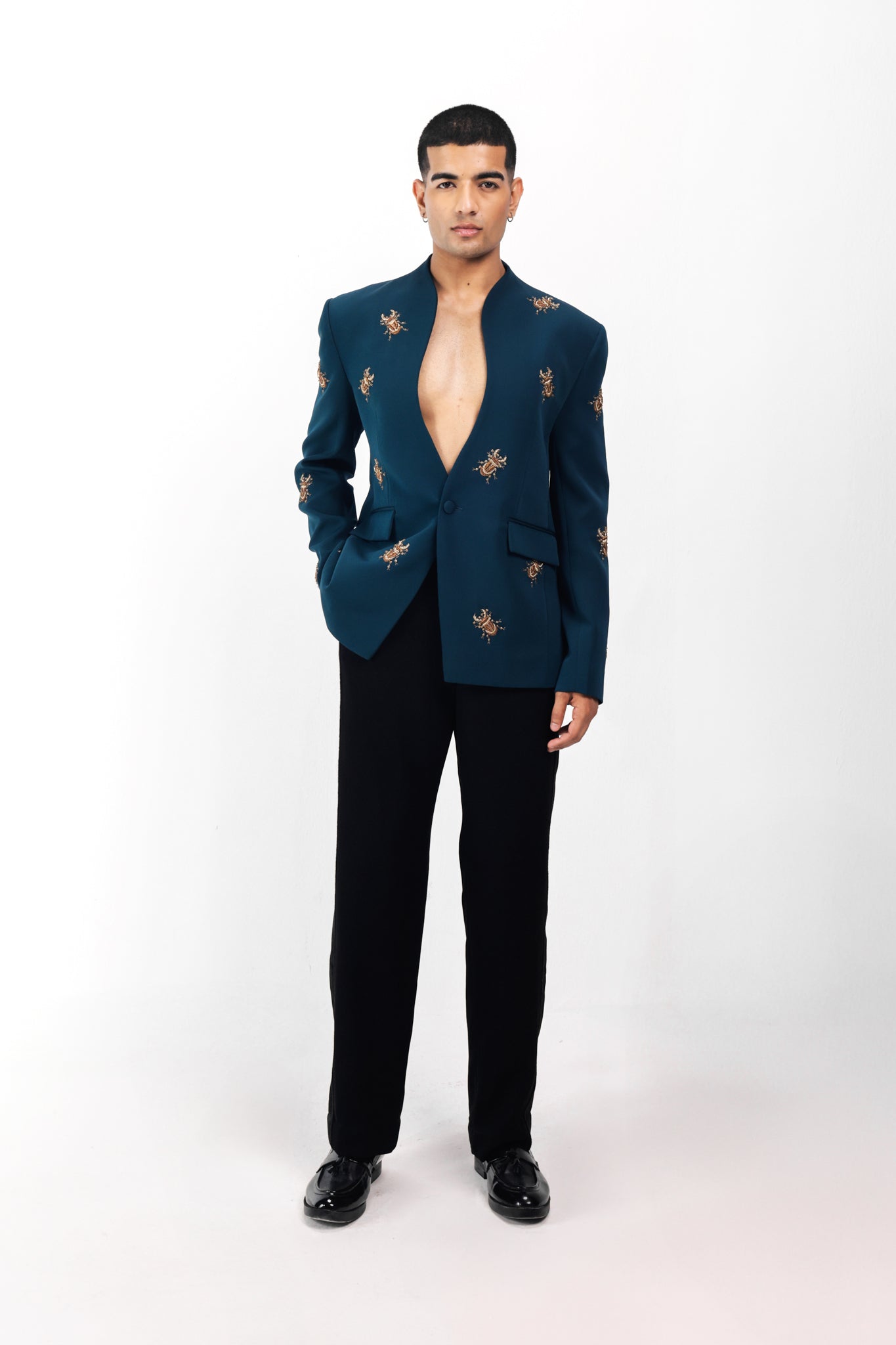 THE SCARABLOOM BLAZER
