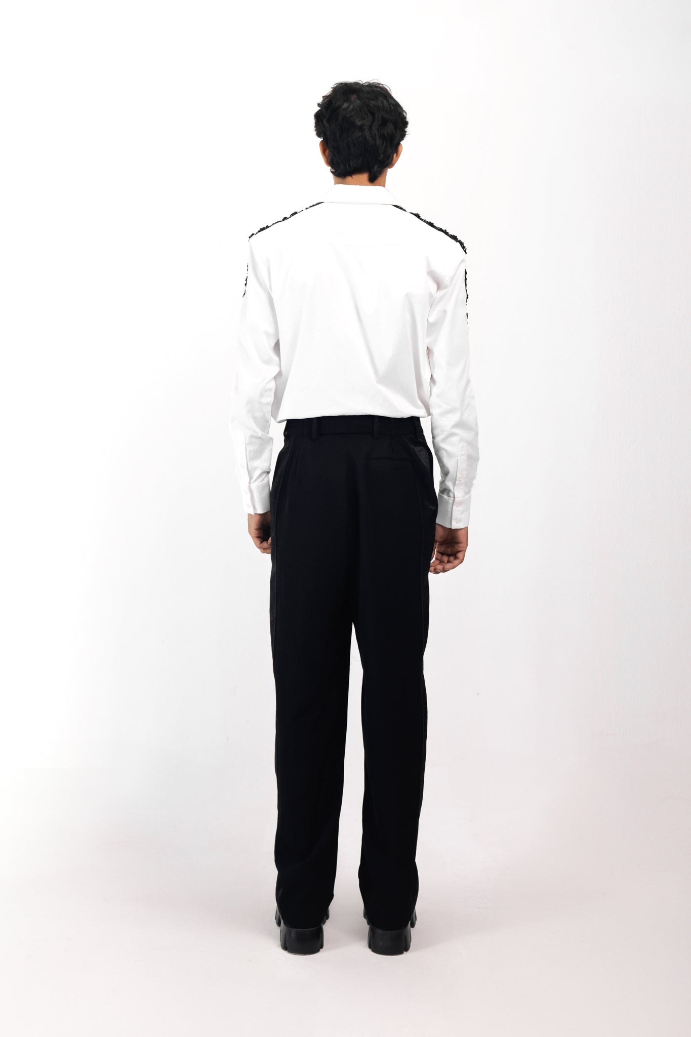 IVORY SHADOWED GLIMMER SHIRT