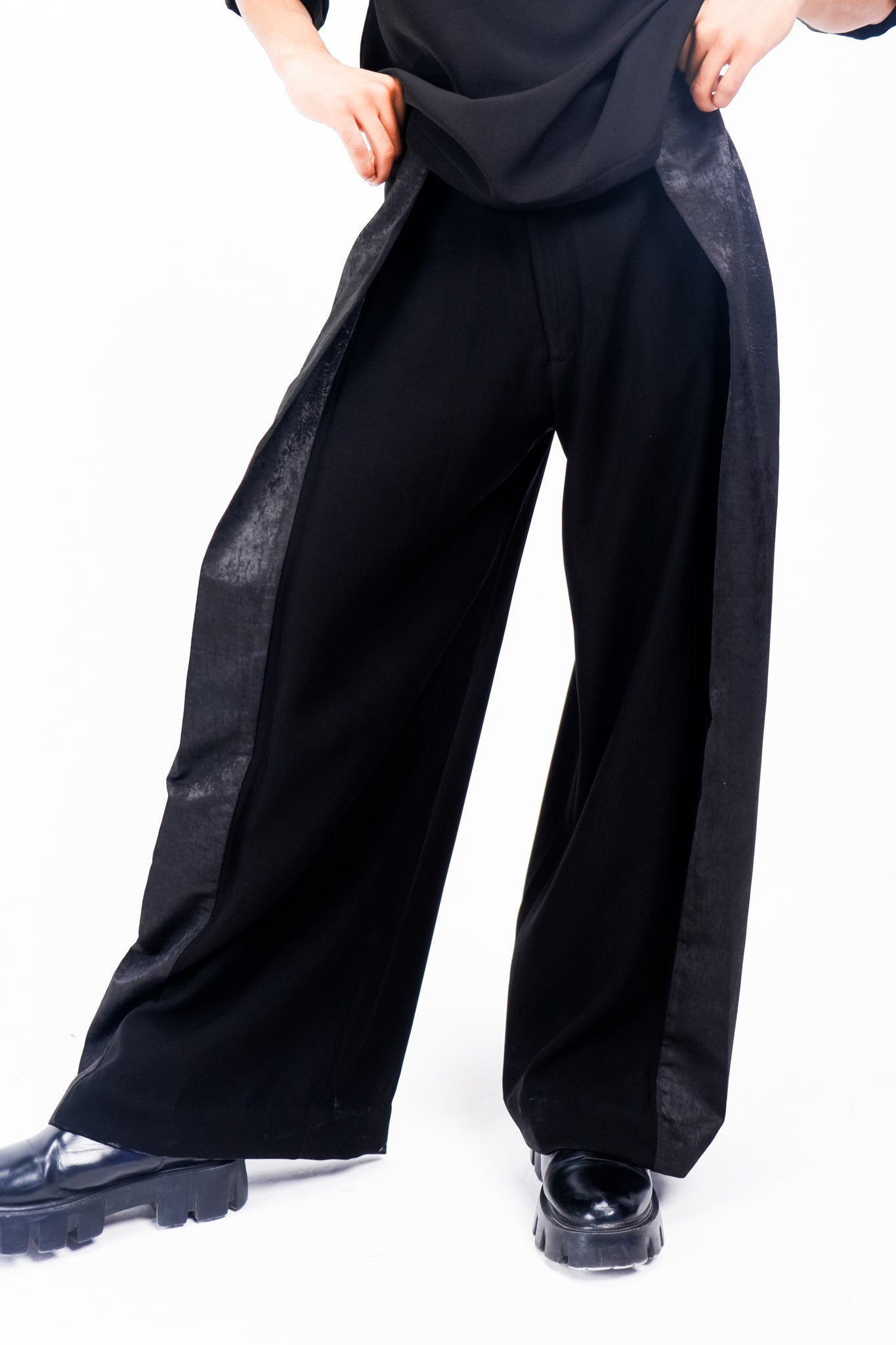 MUTED ECHO TROUSER