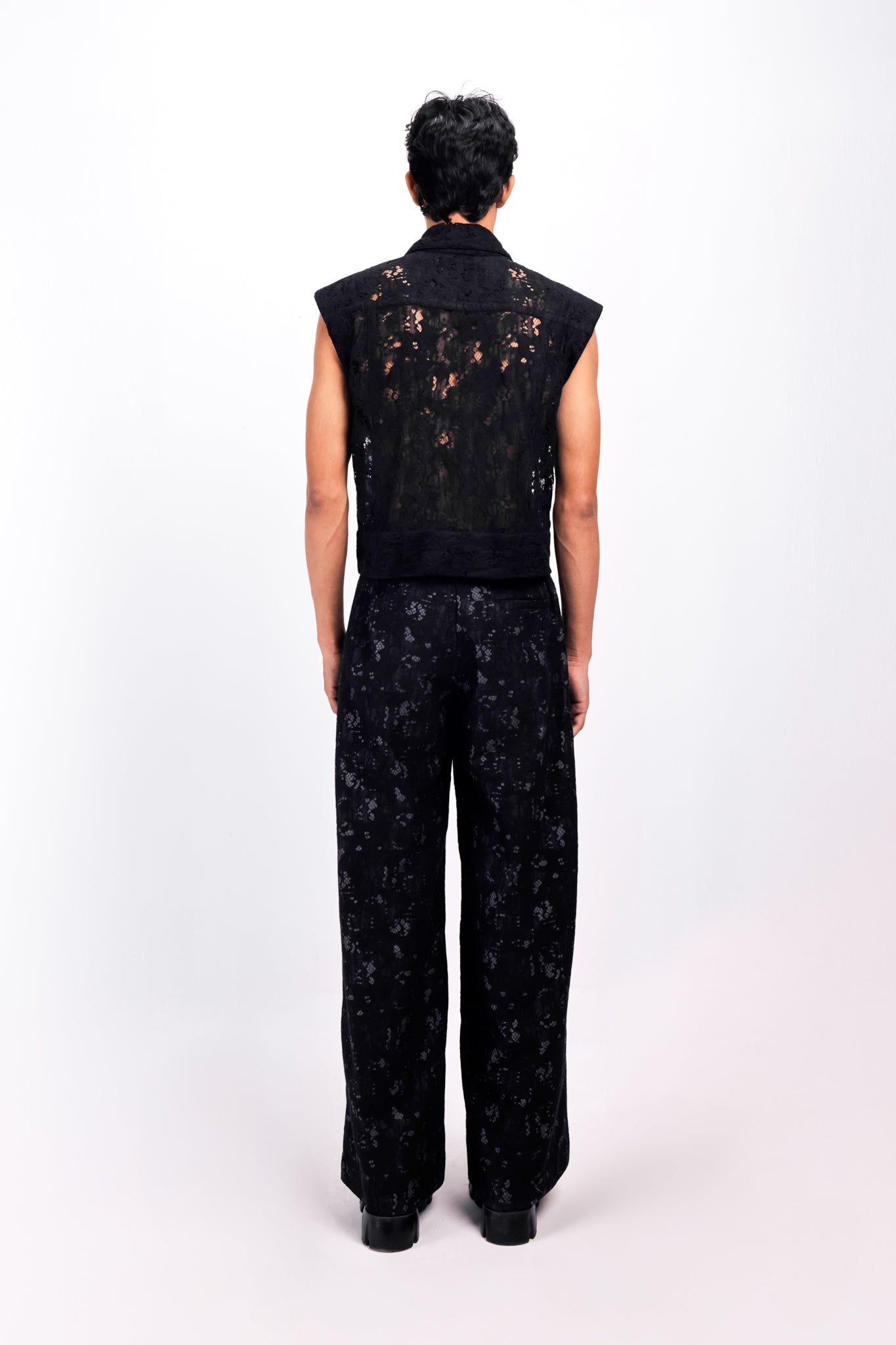 VEIN SCRIPT TROUSER