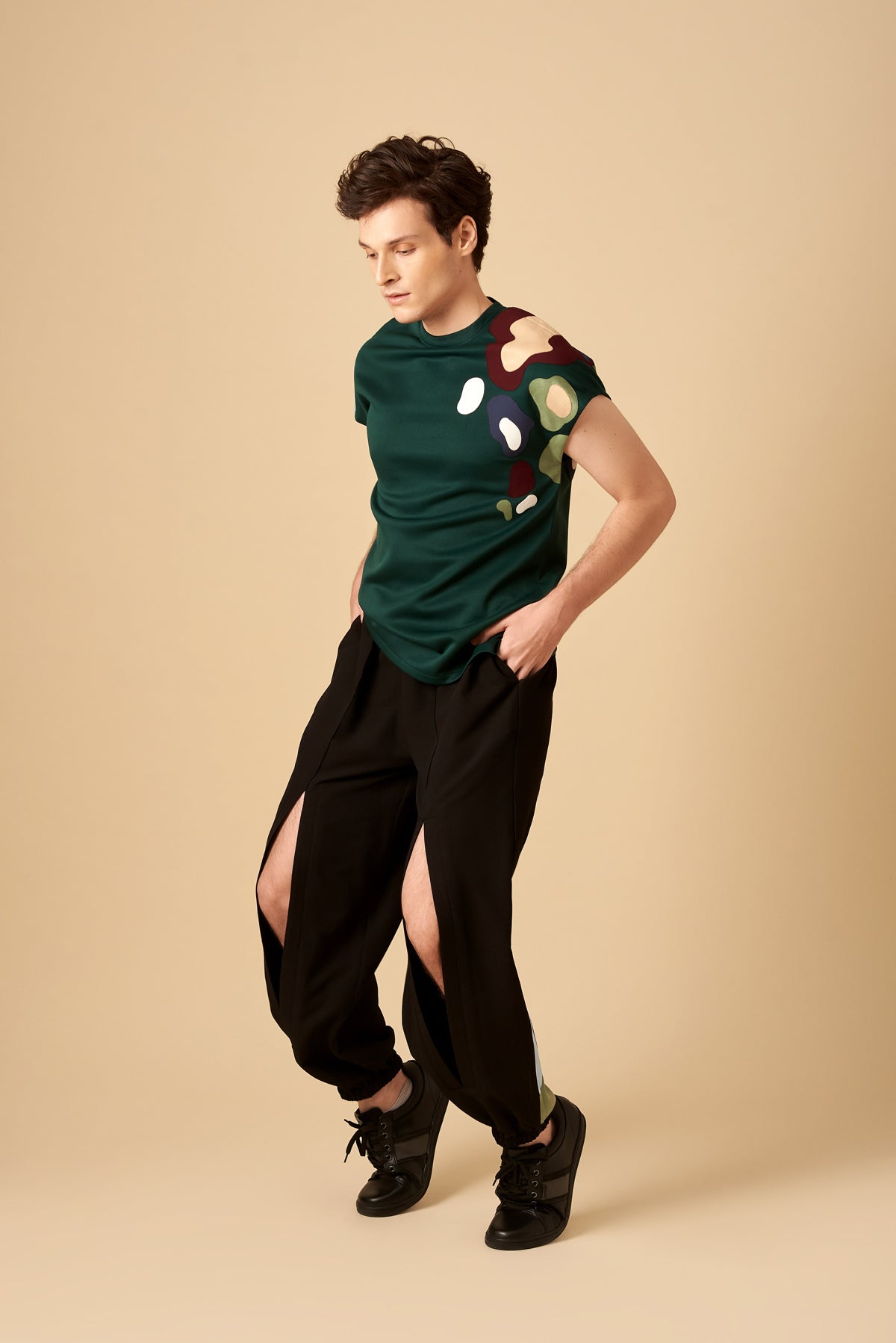 UNDEFINED APPLIQUE MENS T-SHIRT - siddhantagrawal