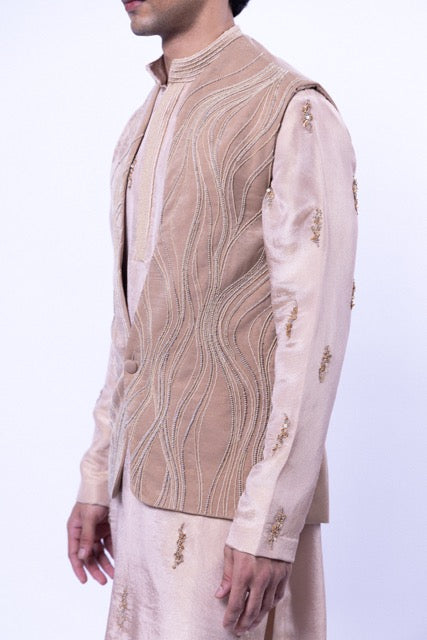 MISTBORNE ROOTED JACKET
