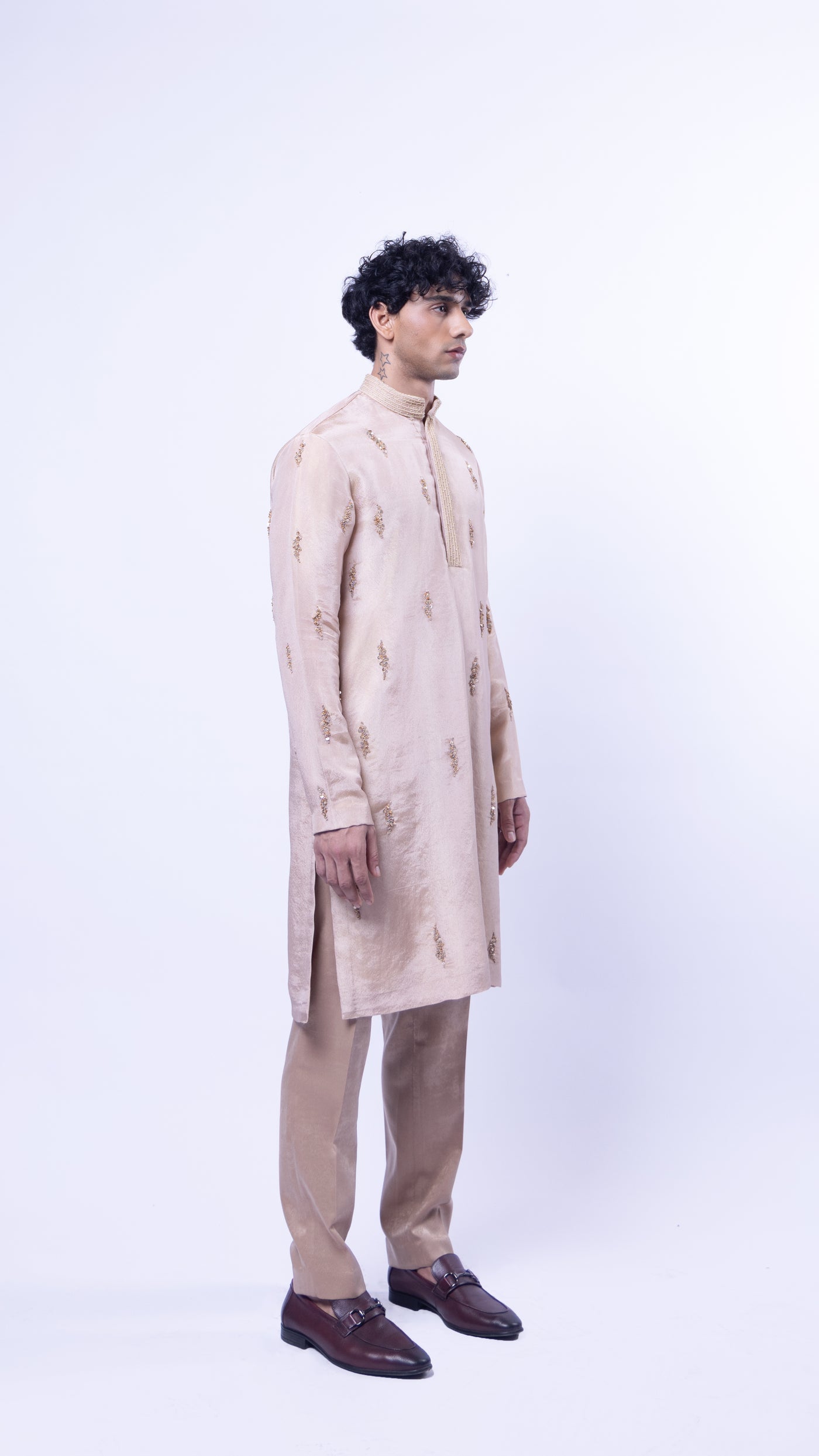 MISTBORNE KURTA SET