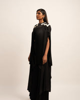 SWALLOWTAIL TOP