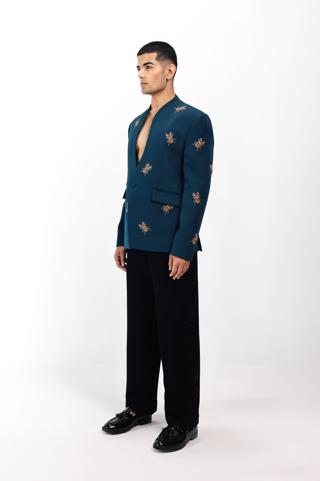 THE SCARABLOOM BLAZER