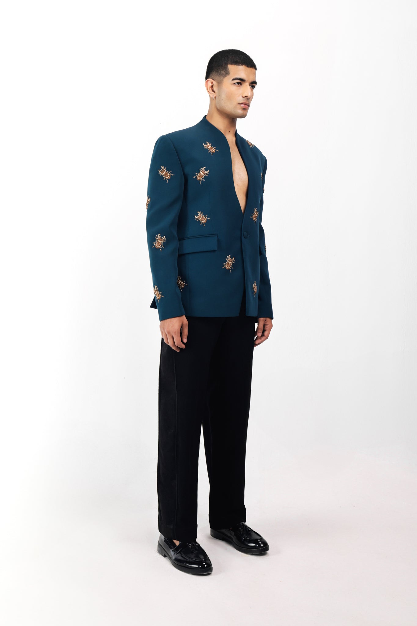 THE SCARABLOOM BLAZER