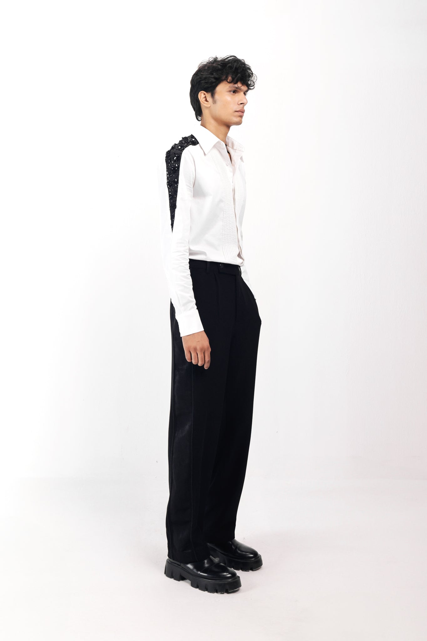 IVORY SHADOWED GLIMMER SHIRT