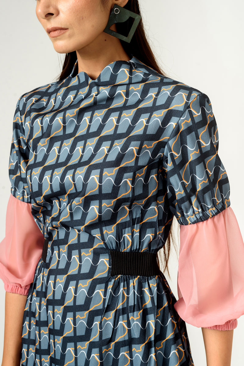 Ennui Print Balloon Sleeves Fitted Dress - siddhantagrawal